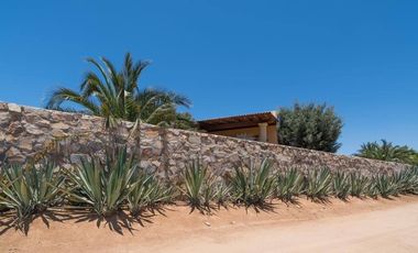 CASA con VIÑEDO en Valle de Guadalupe Quinta Estrella: Exclusividad, Sustentabil