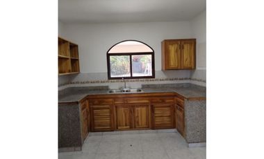 VENDO CASA EN SA FELIPE, SANTIAGO GRAN TERRENO
