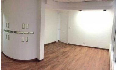 ALQUILER OFICINA   84m2 CON DIVISIONES OBARRIO PLAZA EJECUTIVA MC