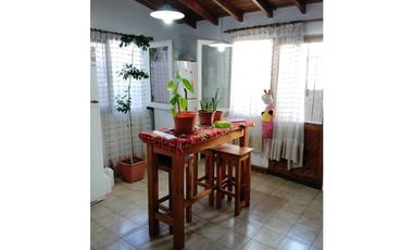 VENTA DE CASA EN BARRIO AERONAÚTICA, LAS HERAS- MZA.