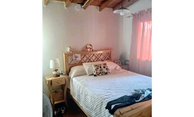 VENTA DE CASA EN BARRIO AERONAÚTICA, LAS HERAS- MZA.