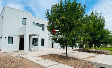 VENTA DE CASA EN Pilar