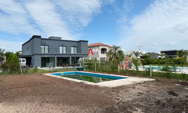 VENTA DE CASA EN Pilar