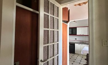 Departamento Tipo Casa en venta en Bernal Centro