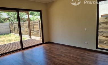 Casa en Venta en Cerca de Colegio Almenar de Pirque, de Copec y centro de eventos Subercaseaux