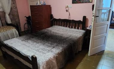 CALLE TACUARI CASA A LA VENTA