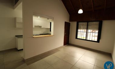Casa en Venta Castelar Apto Crédito Bancario, Ph 3 ambientes con departamento 2 ambientes al fondo