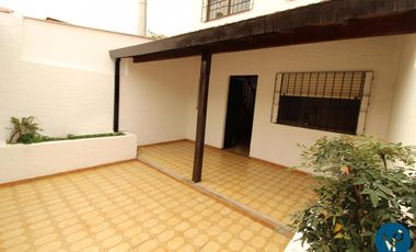 Casa en Venta Castelar Apto Crédito Bancario, Ph 3 ambientes con departamento 2 ambientes al fondo