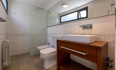 VENTA/PERMUTA - Casa de 3 dormitorios. Puerto Roldán.