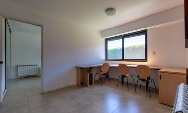 VENTA/PERMUTA - Casa de 3 dormitorios. Puerto Roldán.