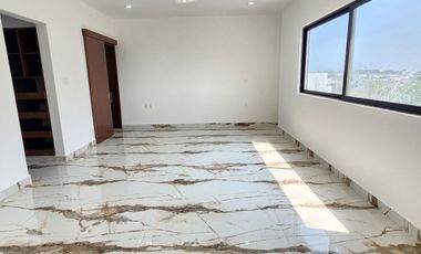 Casa en VENTA amplia con ALBERCA fracc PUNTA TIBURON