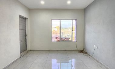 CASA NUEVA DE DOS PLANTAS, 3 RECÁMARAS YCOCHERA PARA 2 AUTOS