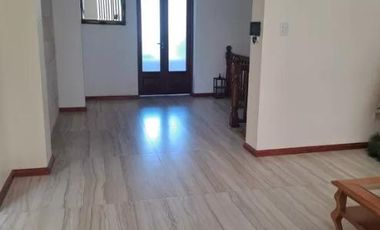 PH en alquiler - 3 Dormitorios 2 Baños - 400Mts2 - Lanús