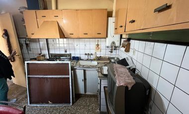 Casa + Local • Venta en block • Ideal Constructor y/o inversor