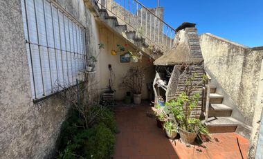 Casa + Local • Venta en block • Ideal Constructor y/o inversor