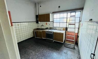 Casa + Local • Venta en block • Ideal Constructor y/o inversor