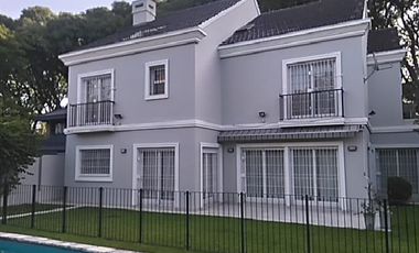 Casa  en Alquiler en Acassuso, Barrio Parque Aguirre
