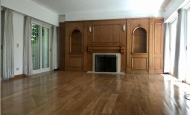 Casa  en Alquiler en Acassuso, Barrio Parque Aguirre