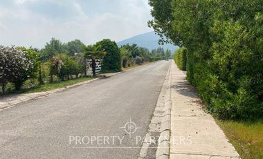 Terreno en exclusivo Loteo de Santa Rita ( Los Ciruelos)