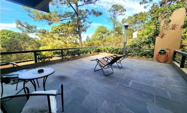 Exclusiva Casa Moderna en Condominio en Avándaro Valle de Bravo
