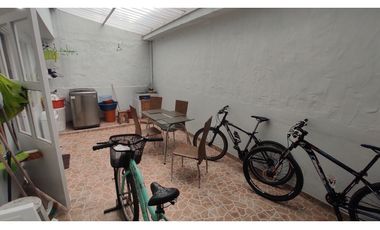 CHIA, Centro, 200 M2, independiente, 5 alcobas,