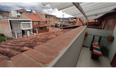 CHIA, Centro, 200 M2, independiente, 5 alcobas,