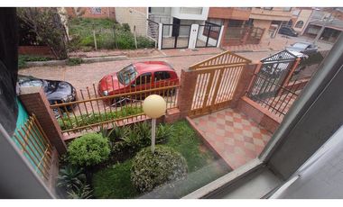 CHIA, Centro, 200 M2, independiente, 5 alcobas,