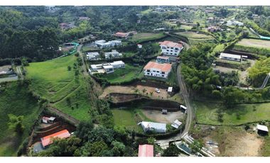 LOTE EN VENTA EN PARAJES DE CONDINA