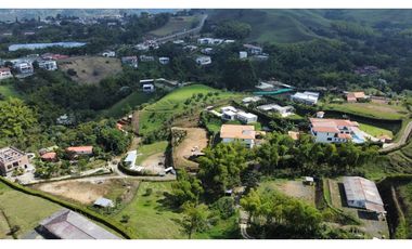 LOTE EN VENTA EN PARAJES DE CONDINA