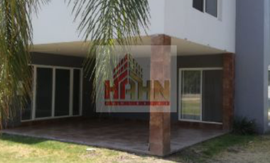 Guanajuato, Celaya, Álamo Country Club. CASA EN VENTA
