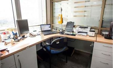 Arrienda excelente oficina