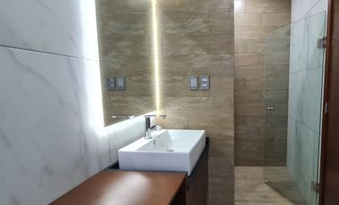 Casa en VENTA DISEÑO UNICO en PUNTA TIBURON