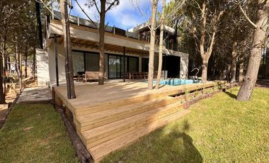 ALQUILER TEMPORAL, CASA, COSTA ESMERALDA, BARRIO MARITIMO III, LOTE AL 100, 6 AMBIENTES