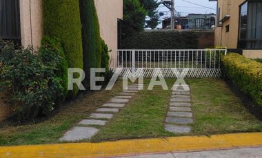 CASA EN RENTA EN METEPEC - CONDOMINIO QUINTAS LAS MANZANAS - (3)