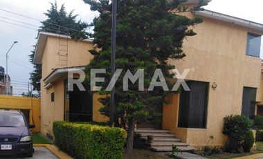CASA EN RENTA EN METEPEC - CONDOMINIO QUINTAS LAS MANZANAS - (3)