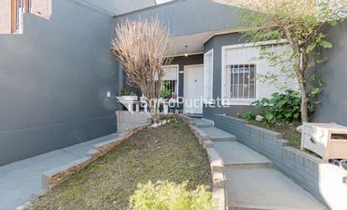 Venta ph 4 amb con gran parque en  Palomar.