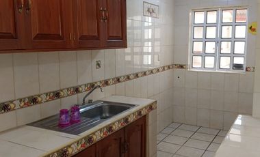 CASA EN COL. POMARROSA