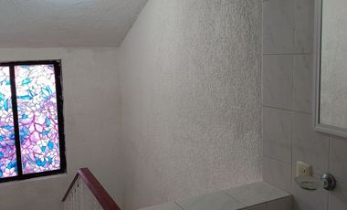 CASA EN COL. POMARROSA