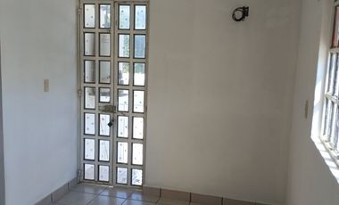 CASA EN COL. POMARROSA