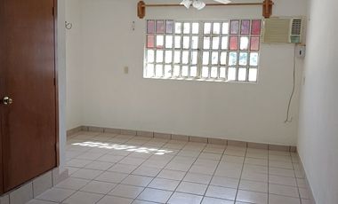 CASA EN COL. POMARROSA