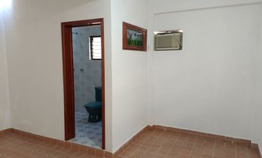 CASA EN COL. POMARROSA