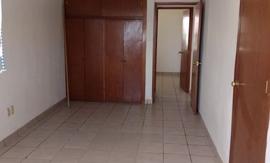 CASA EN COL. POMARROSA