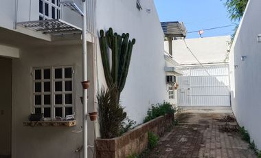 CASA EN COL. POMARROSA
