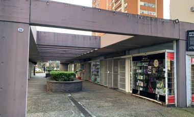 Local en V.Lopez-Vias/Maipu