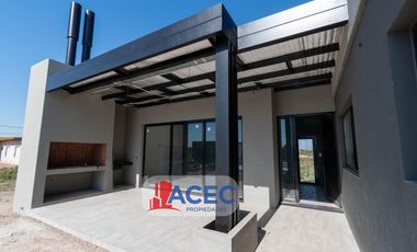 Venta- Casa - Ibarlucea