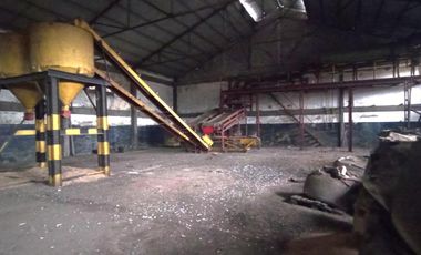 Depósito - Galpón de  3000 m2 totales en Venta en Quilmes