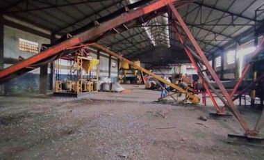 Depósito - Galpón de  3000 m2 totales en Venta en Quilmes