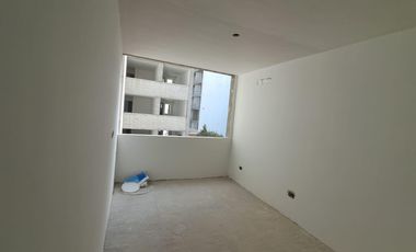 SEMIPISO EN VENTA