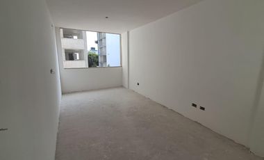 SEMIPISO EN VENTA