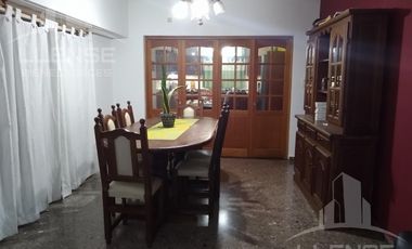 Casa 4 ambientes en Venta -Ezpeleta Oeste